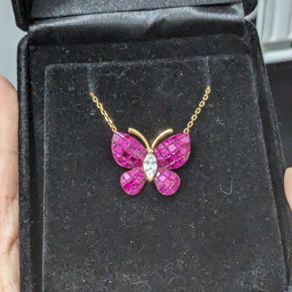 750/18K YG Invisible set Rubies and Diamond Butterfly Necklace - Picture 15 of 16